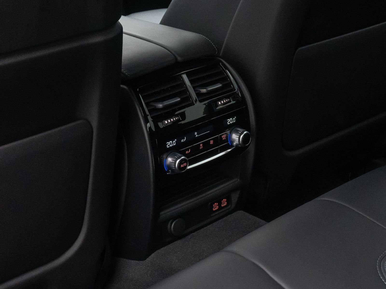 Fahrzeugabbildung BMW M5 xD M Driver´s 360°DAB Belüftung MCarbKeramik