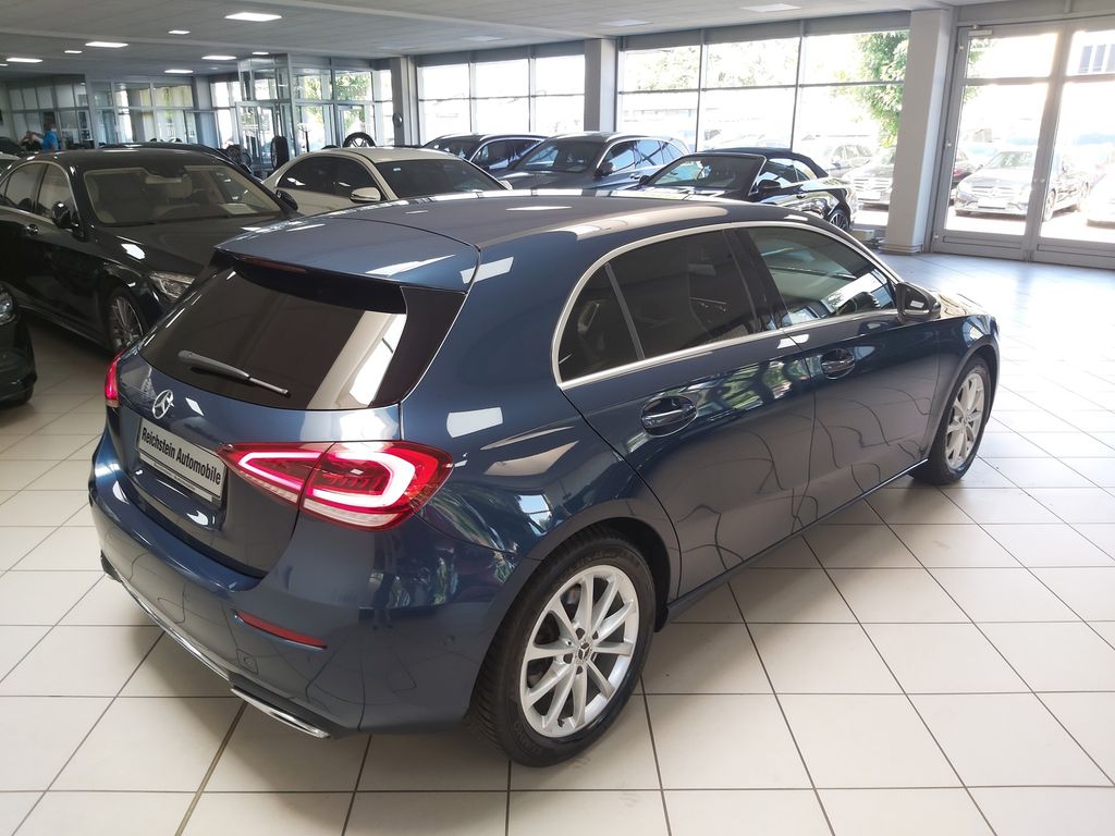 Mercedes-Benz A 220 4M DISTR. LEDER Progressive Multibeam