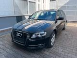 Audi A3 Sportback 1.6 TDI Attraction*SITZHEIZUNG* - Audi A3 aus 2011 mit Diesel-Antrieb