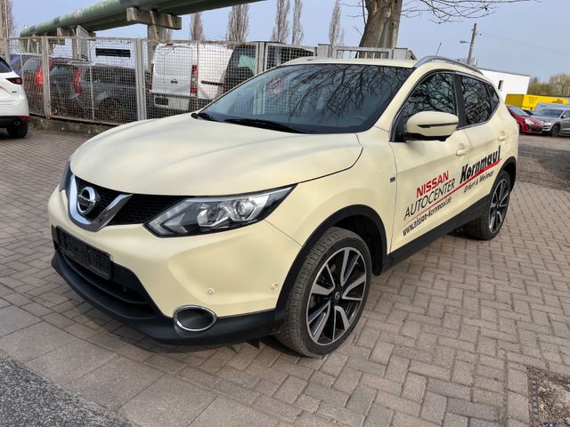 Nissan Qashqai Tekna Foliert /Weiß 1. Hand Euro 6