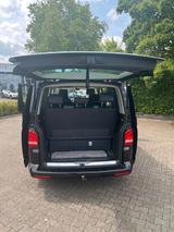 Volkswagen T5 Multivan, Xenon, Kamera, AHK, STHZ, Totwinkel - Volkswagen T5 Multivan in Essen