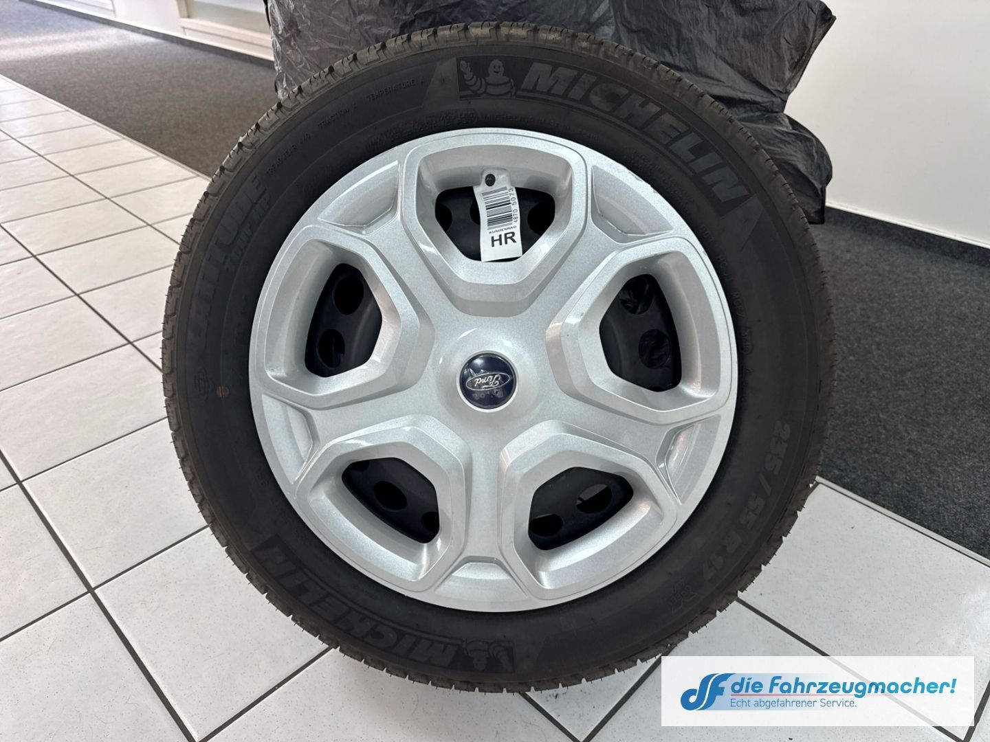 Fahrzeugabbildung Ford Kuga Trend 1.5 EcoBoost EU6d-T DAB SHZ LenkradHZ