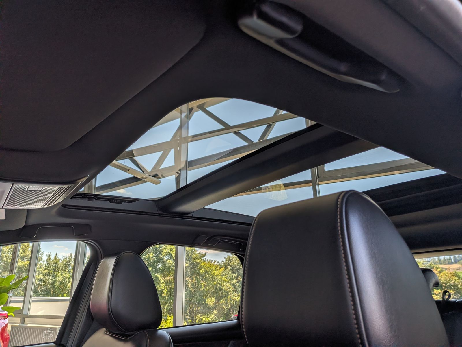 Fahrzeugabbildung Mazda CX-60 2.5L e-SKYACTIV PHEV 327 Homura+ Pano Bose
