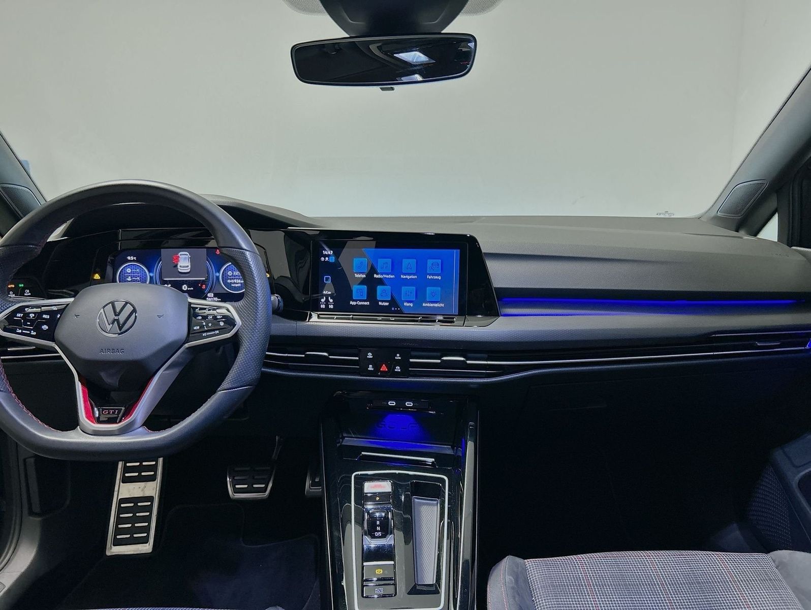 Volkswagen Golf VIII Lim. 2.0 TSI DSG GTI foto 19