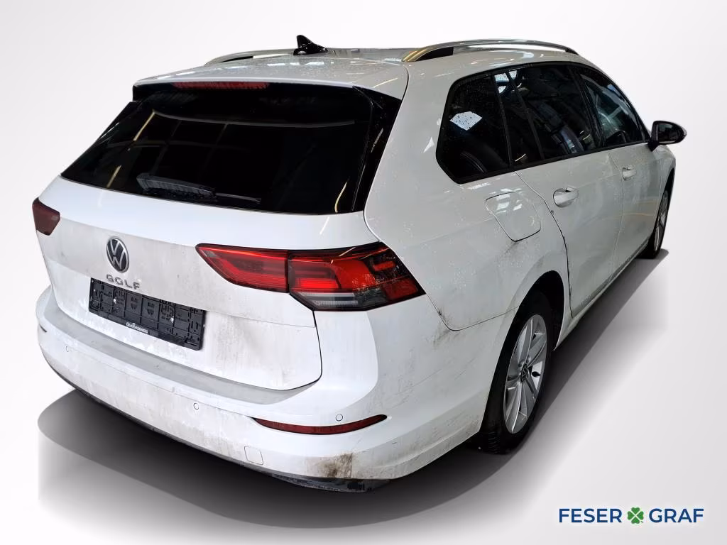 Volkswagen Golf VIII 2.0 TDI Life LED/ACC/AHK/NAVI/KAMERA