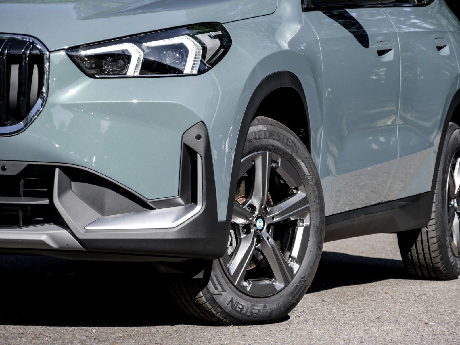 BMW X1 sDrive20d PANO H K ADAPT.LED DA PA foto 5