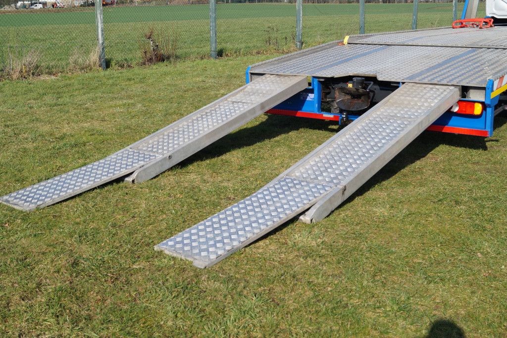 Fahrzeugbild 11