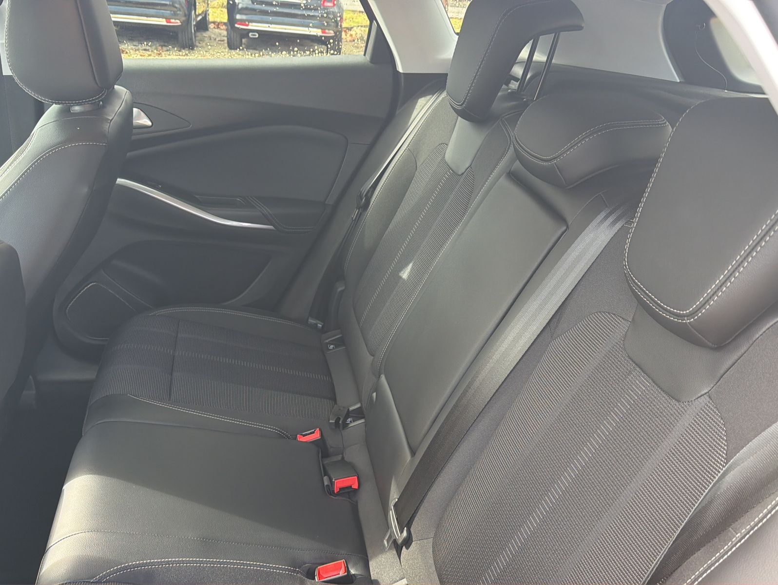 Fahrzeugabbildung Opel Grandland GS