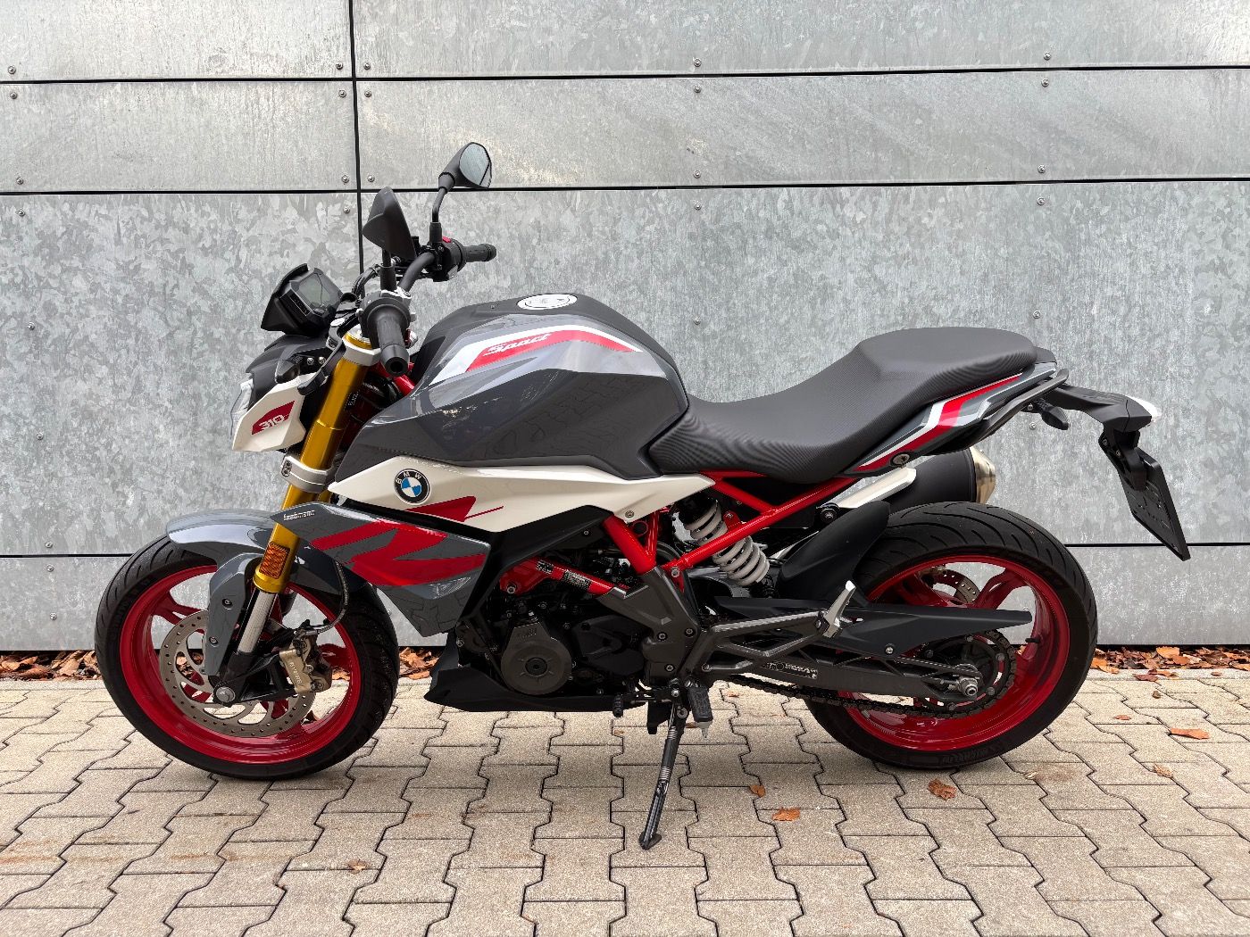Fahrzeugabbildung BMW G 310 R Style Sport gepflegter Zustand