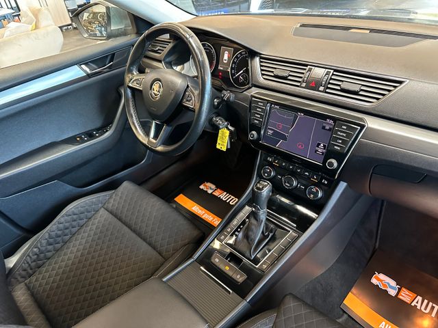 Skoda Superb Combi Style *BiXenon*Navi*AHK*