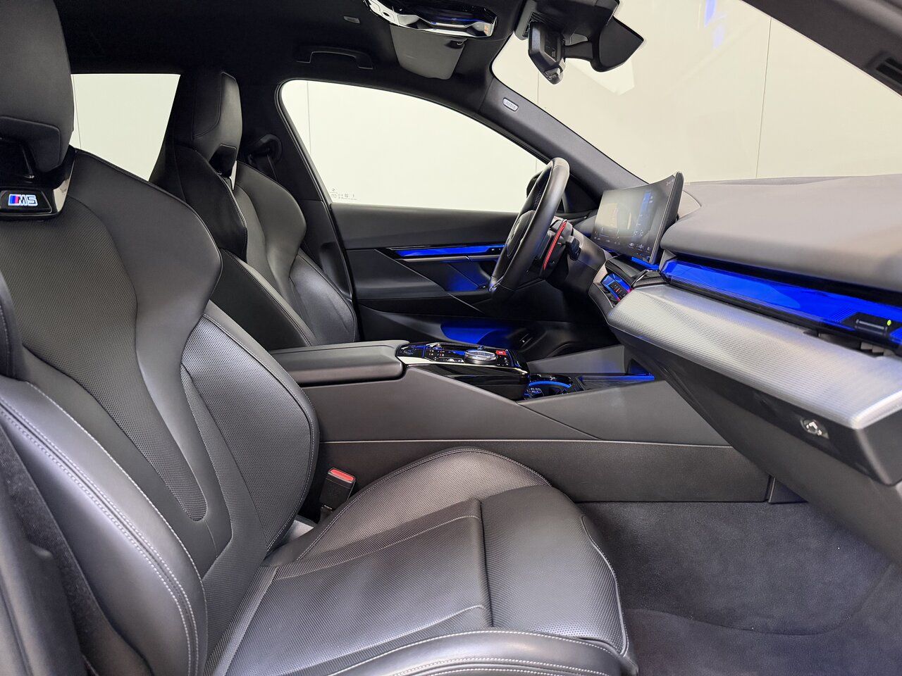 BMW M5 Touring 4.4 V8 PlugIn Hybrid - SoH 95%! Nieuw imagem 2
