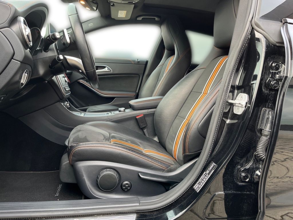 Fahrzeugabbildung Mercedes-Benz CLA 200 SB AMG Night Totwi. Navi Sport SHZ