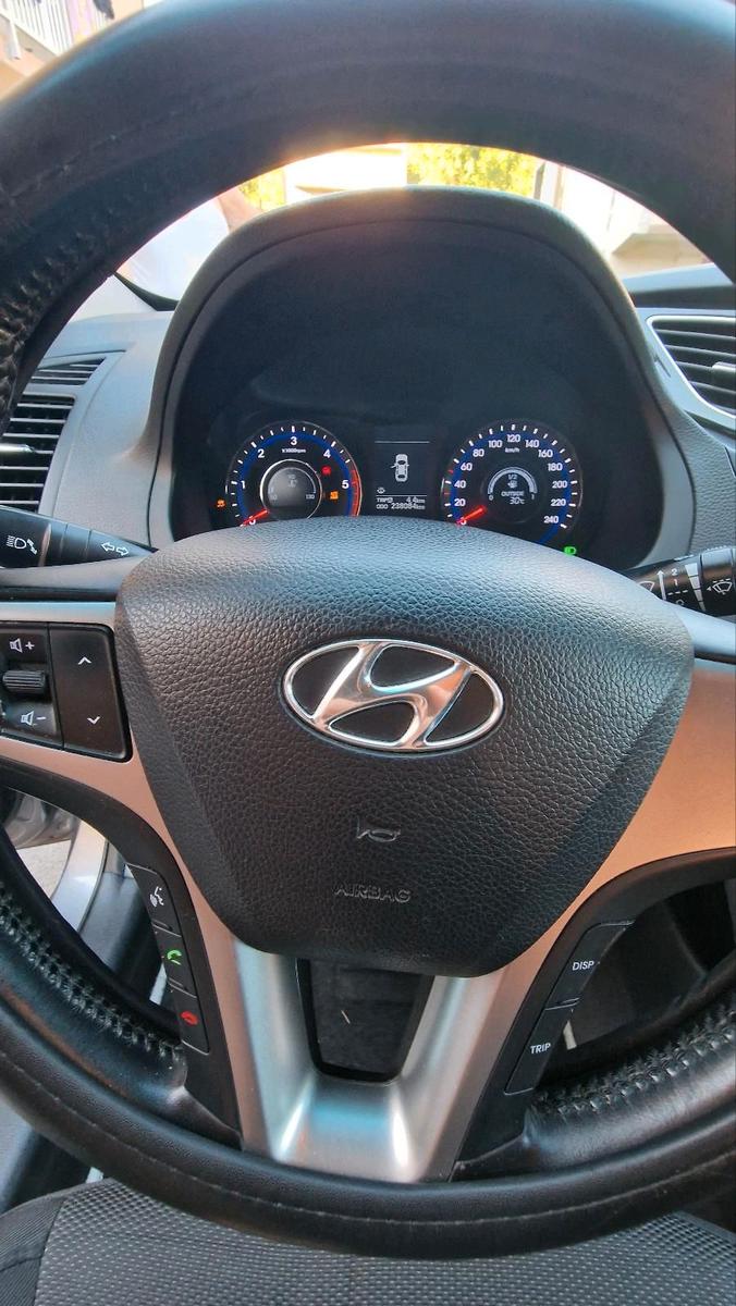 Hyundai i40 2013 — photo 10