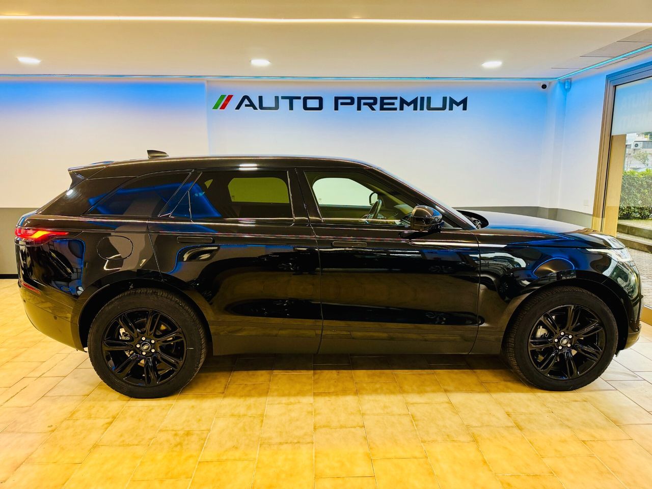 Land Rover Range Velar 2.0D I4 204 CV S imagem 3