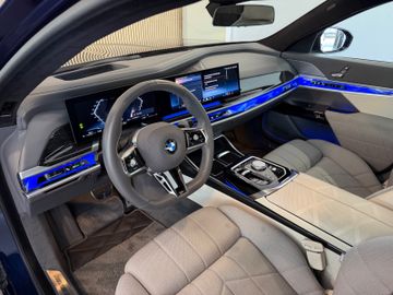 BMW 740 - 11