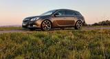 Opel Insignia Sports Tourer 2.0 T Design TÜV NEU - Opel Insignia: De