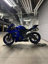 Yamaha R6 