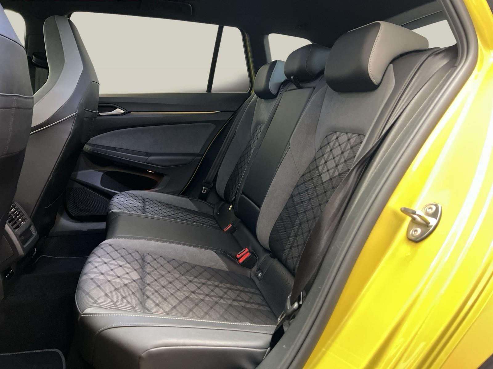 Volkswagen Golf VIII Variant 1.5 TSI R Line AHK LED 18", миниатюра 11