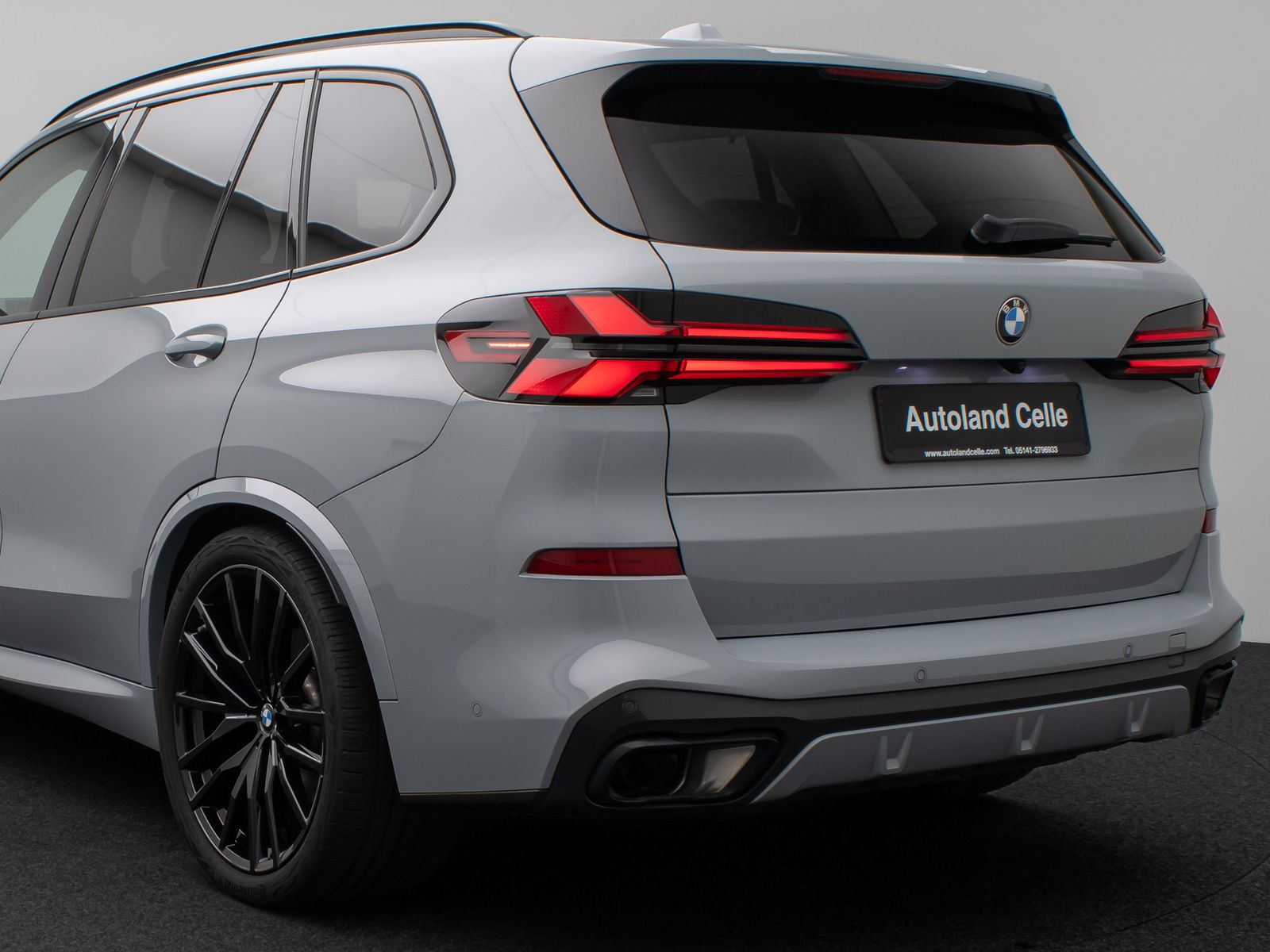 Fahrzeugabbildung BMW X5 xD30d M Sport Pro SkyLoung 360°HUD H/K SoftCL