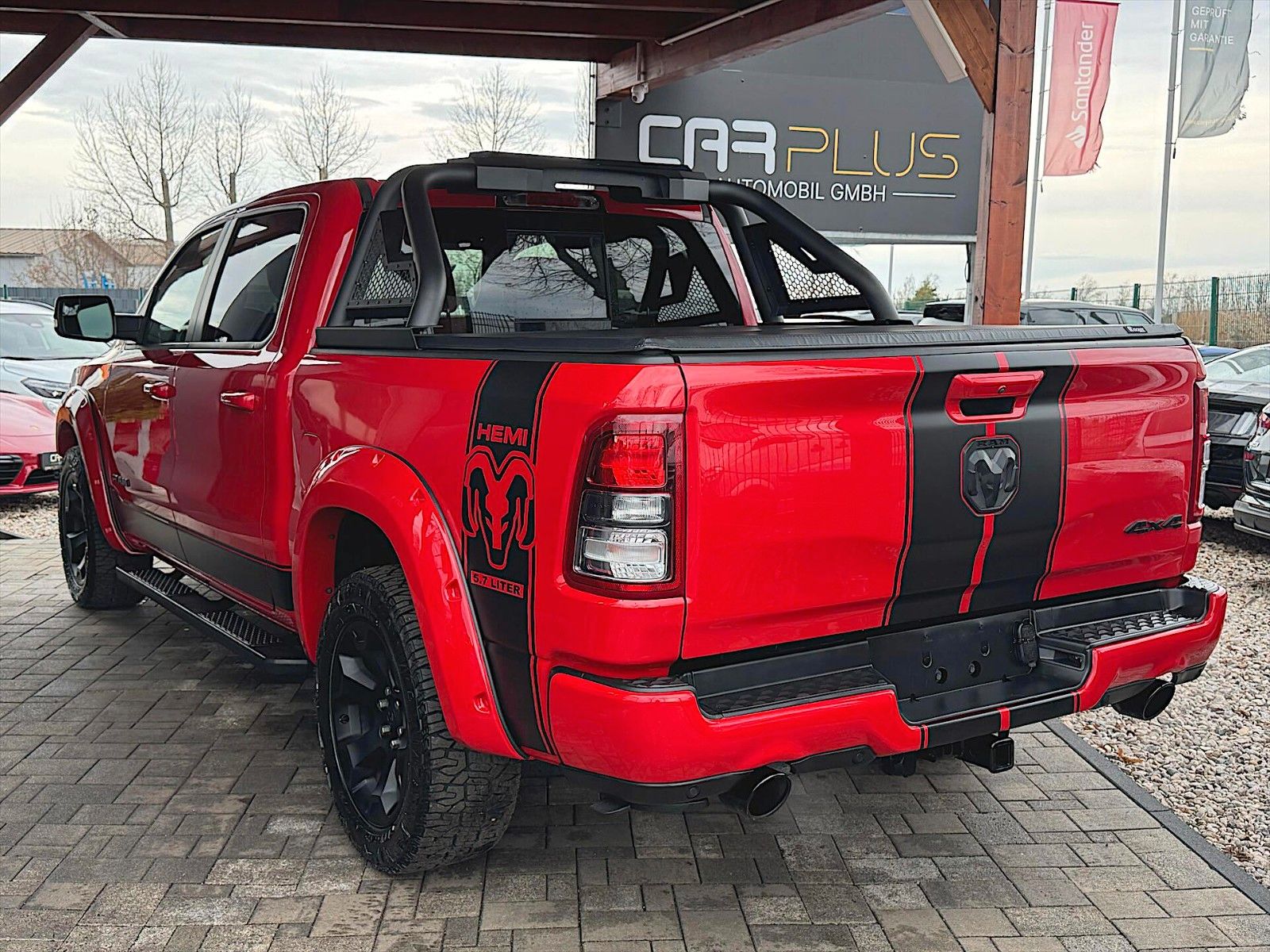 Fahrzeugabbildung Dodge RAM 5.7 V8 HEMI RED DEVIL Night Edition 4x4 LED