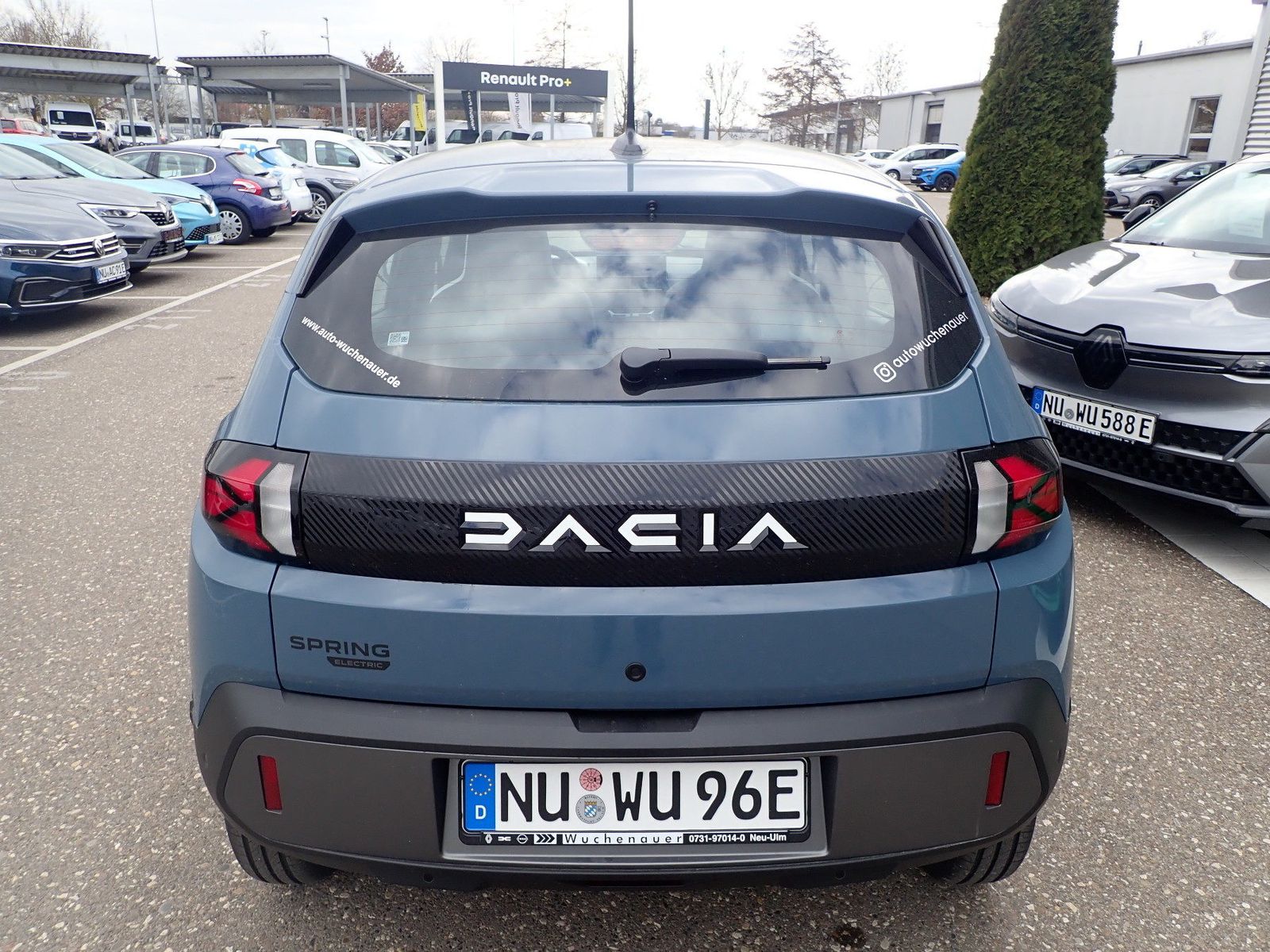 Fahrzeugabbildung Dacia Spring Expression electric 70