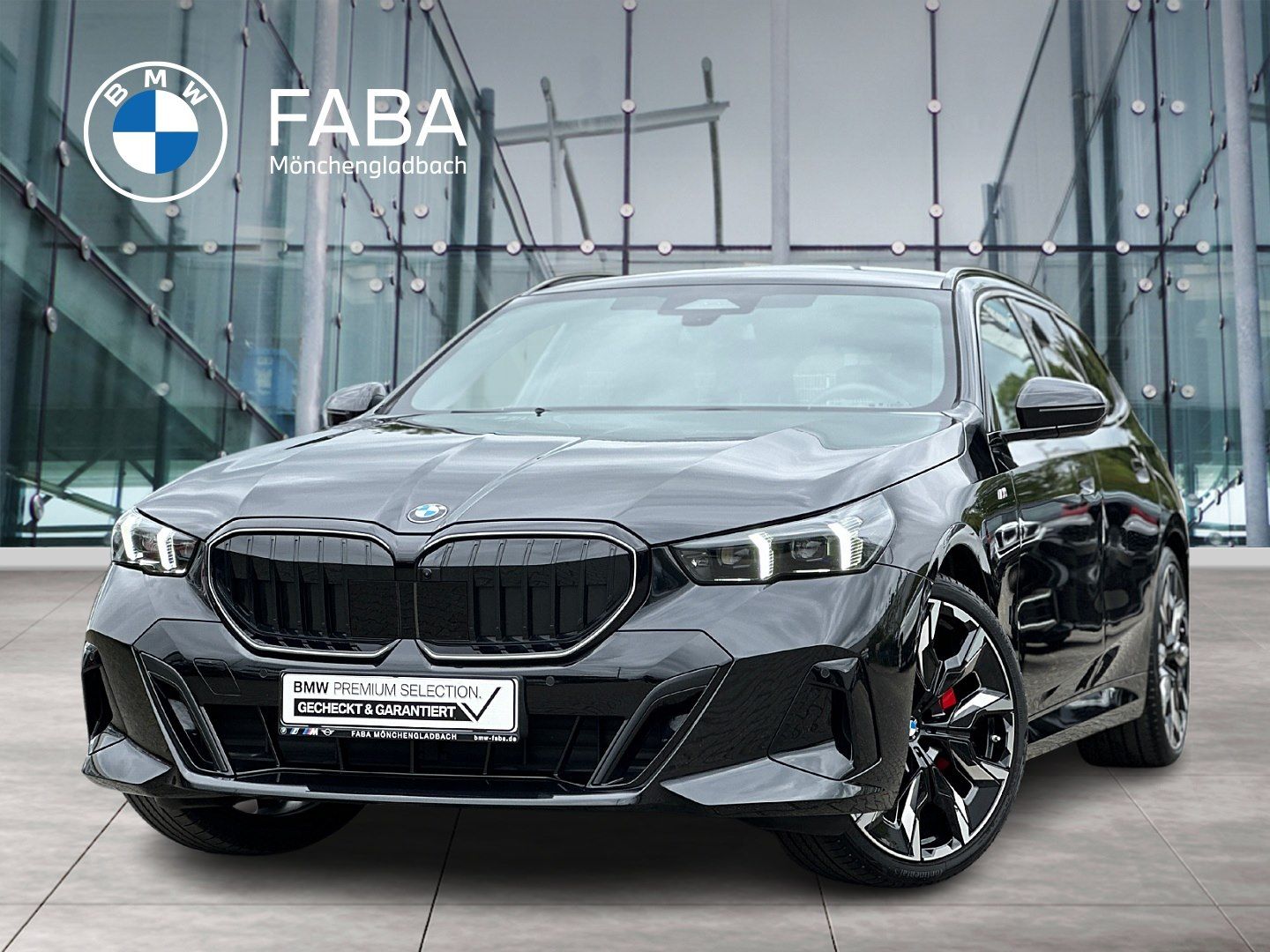 BMW 520i Touring M Sport Pro HK HiFi DAB LED