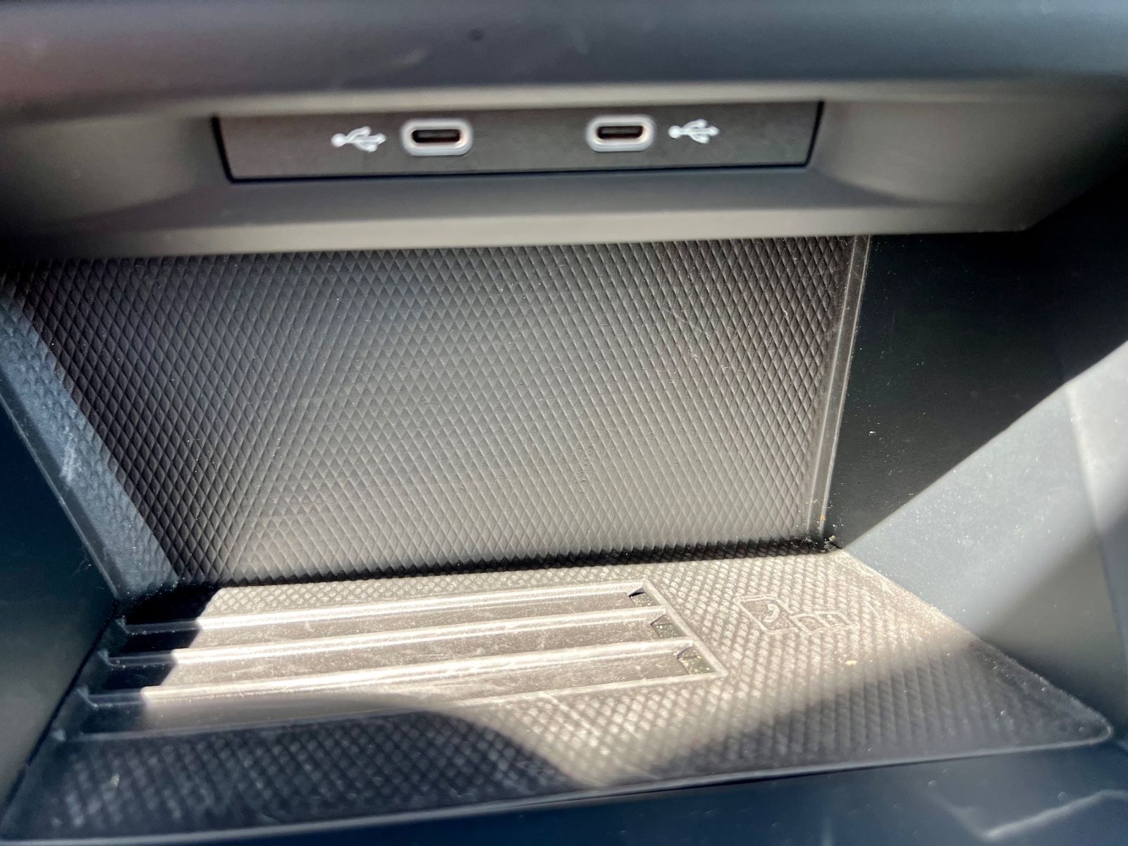 VW Golf VIII Variant 1.5 TSI AAC SHZ KAMERA NAVI