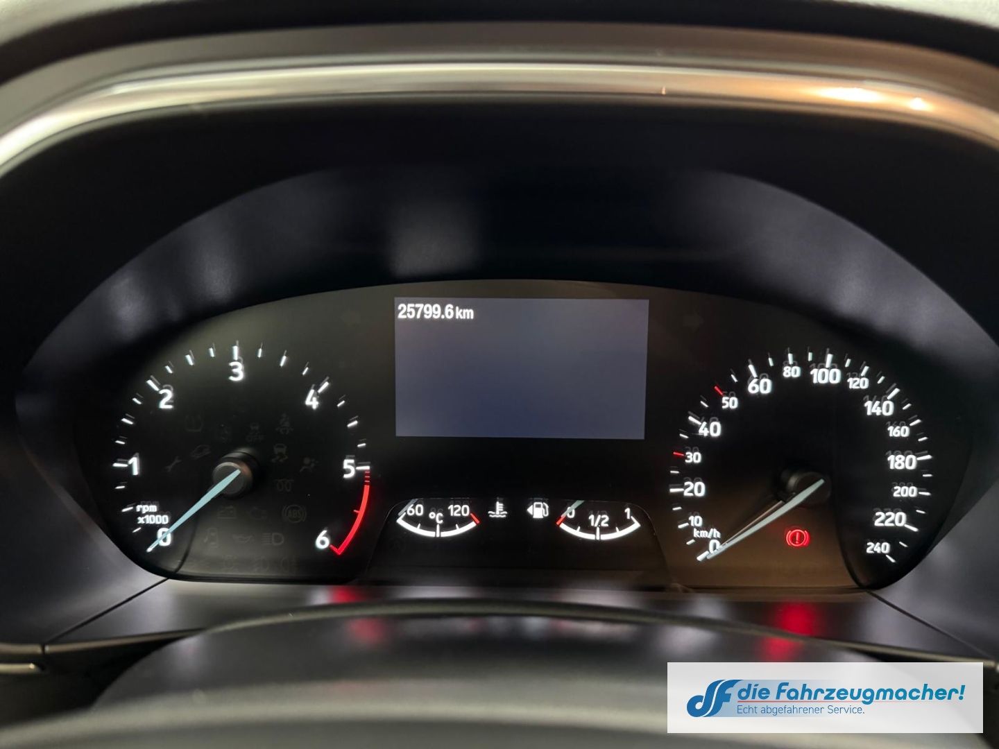 Fahrzeugabbildung Ford Focus Turnier Titanium Navi LED ACC El. Heckklap