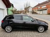 Mercedes-Benz B 220 4MATIC - AHK/ Navi/ Rückfahrkamera/ Allrad - gebrauchte Mercedes-Benz B 220 aus dem Jahr 2019