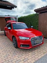 Audi S4 3.0 TFSI tiptronic quattro Avant - - rote Audi S4