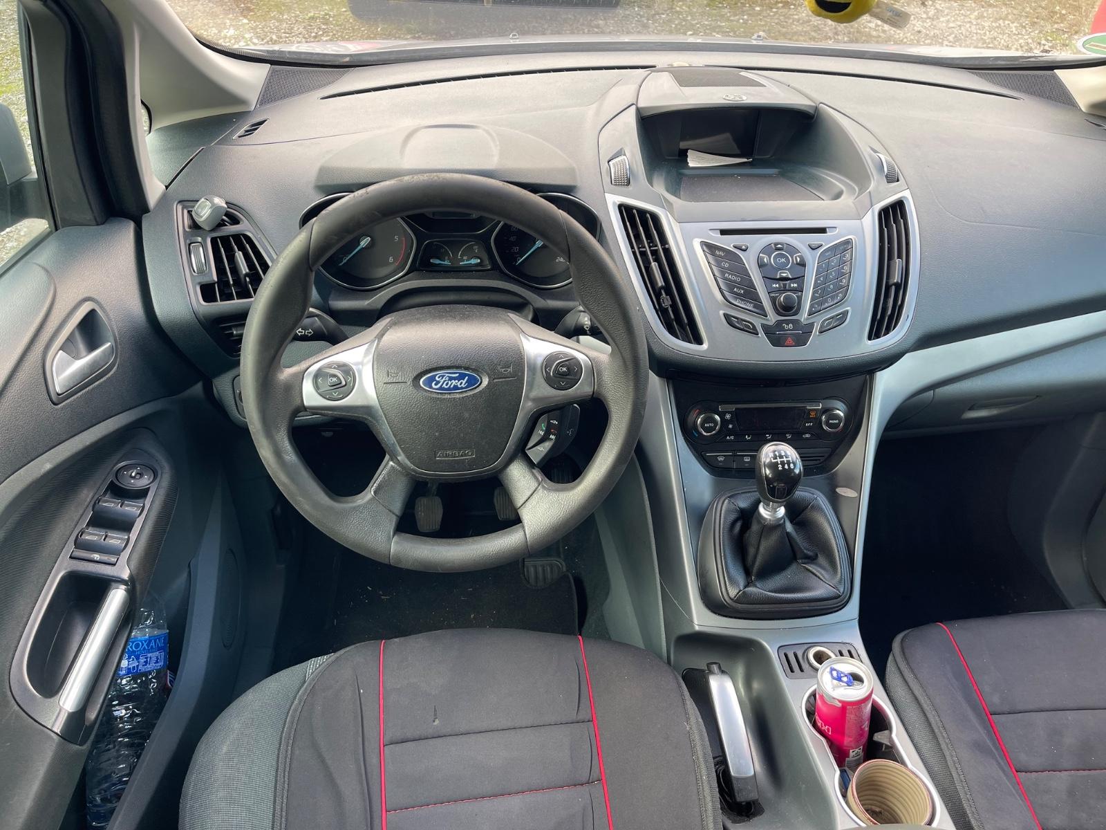Ford Grand C-MAX 2012 — photo 9