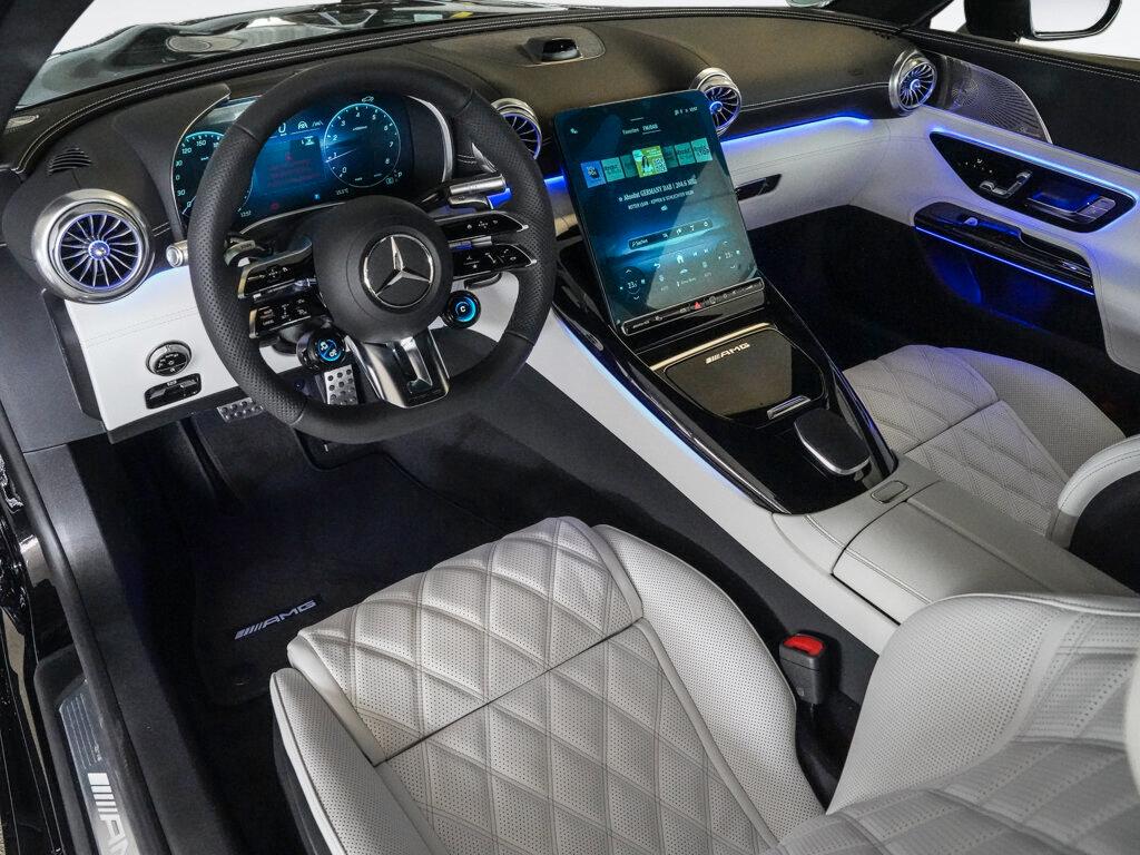 Mercedes-Benz AMG GT 43-NIGHT-DISTRONIC-MEMORY-SOUND-UVP 138.2