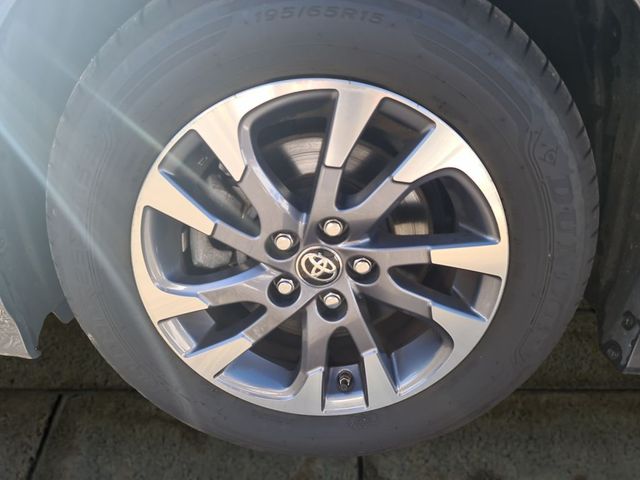 Prius Plug-in Hybrid Comfort