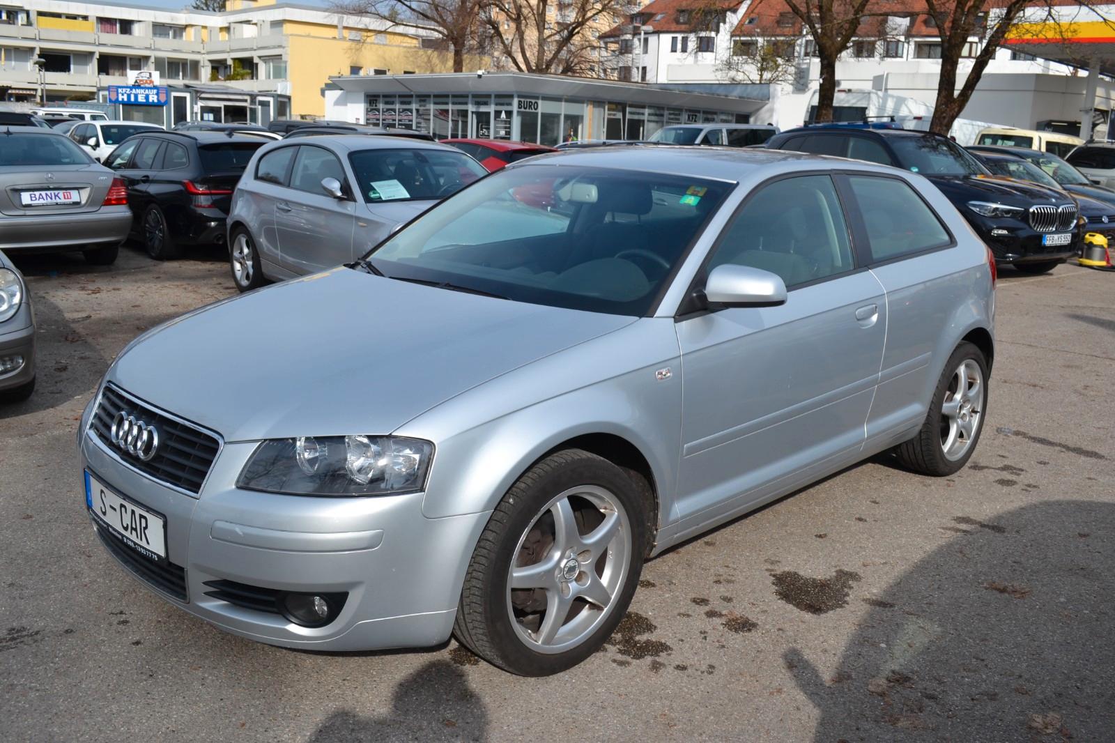 Audi A3 1.6 Attraction Klima