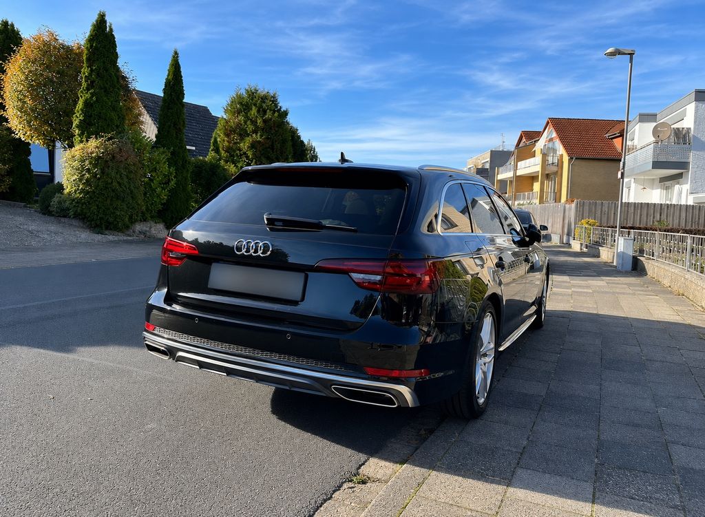 Image of Audi A4
