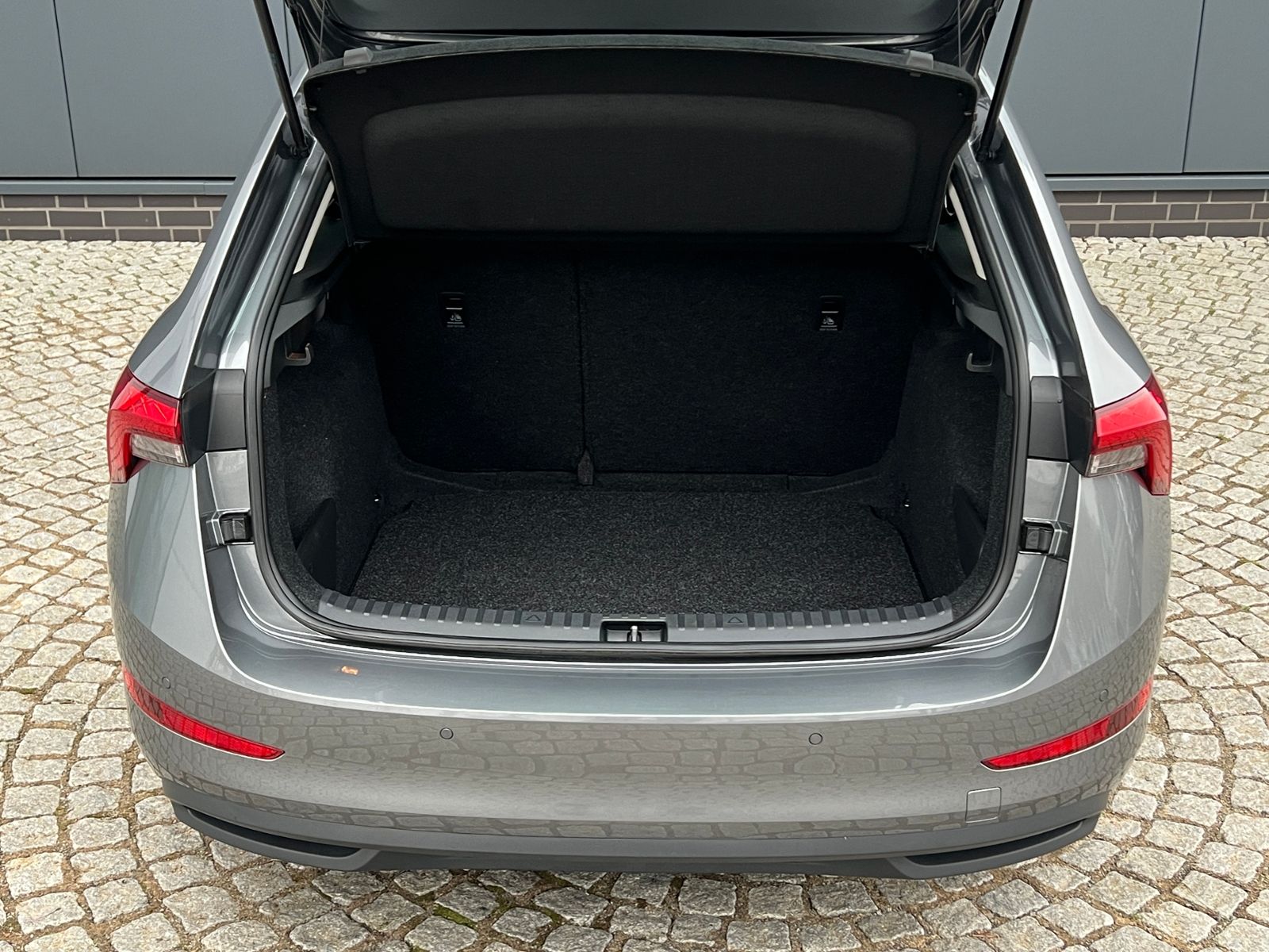 Fahrzeugabbildung SKODA Scala COOl PLUS 1.0 TSI *LED, Klima, Sitzhzg., S