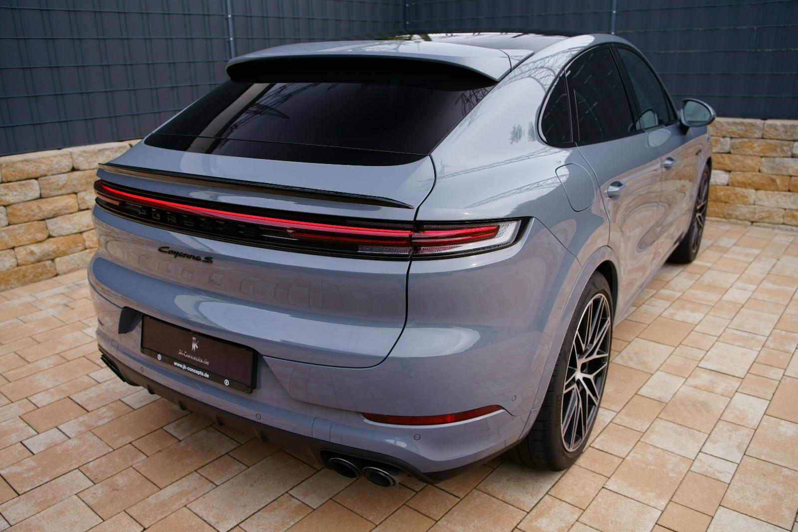 Porsche Cayenne Coupe S E-Hybrid SportDesign + SportAGA