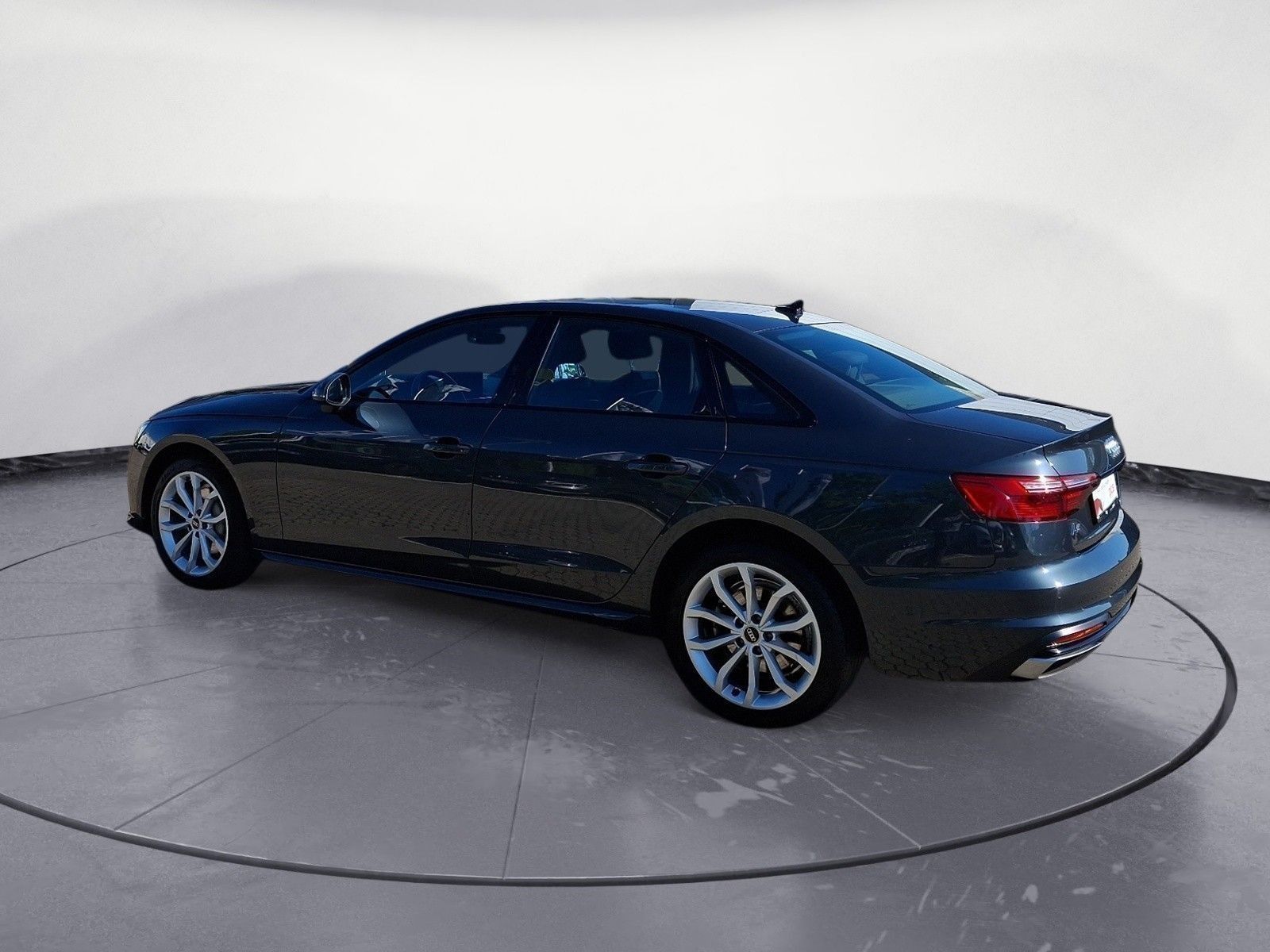 Audi A4 - Bild 4