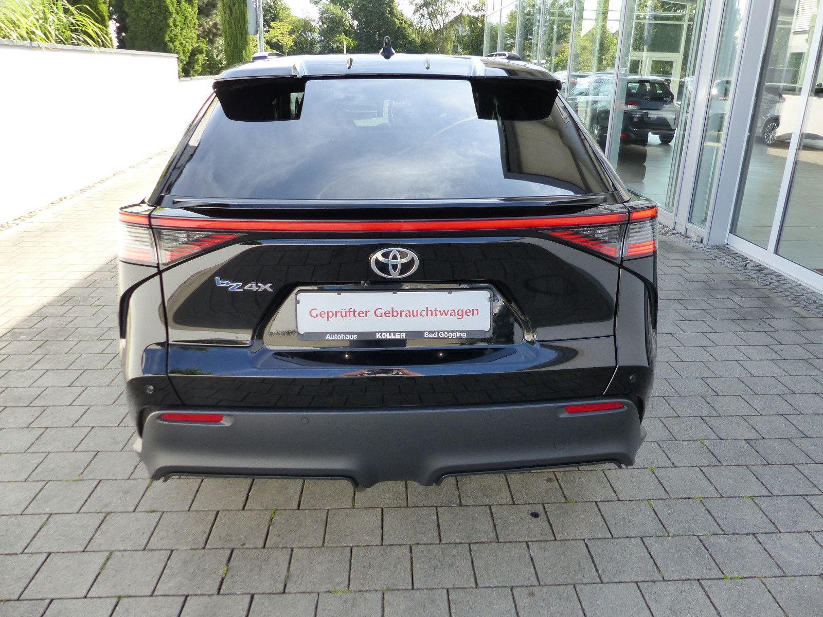 Toyota bZ4X FWD Comfortpaket Navi Kamera CarPlay SHZ foto 4