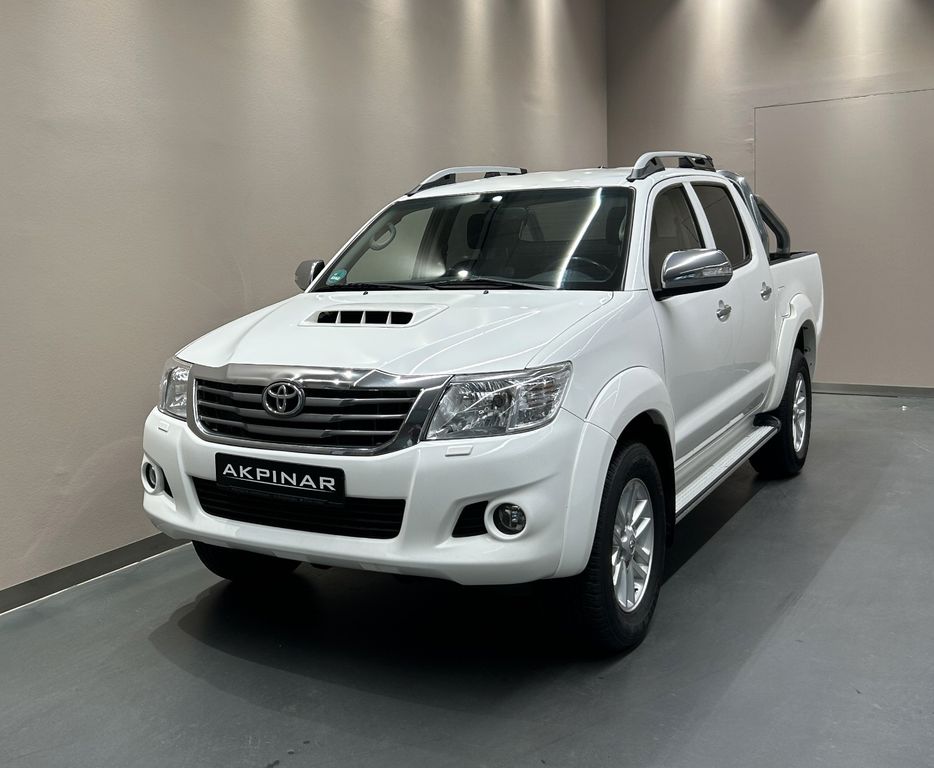 Toyota Hilux Double Cab 3.0 d 4x4 *AHK*DACHTRÄGER*NAVI*