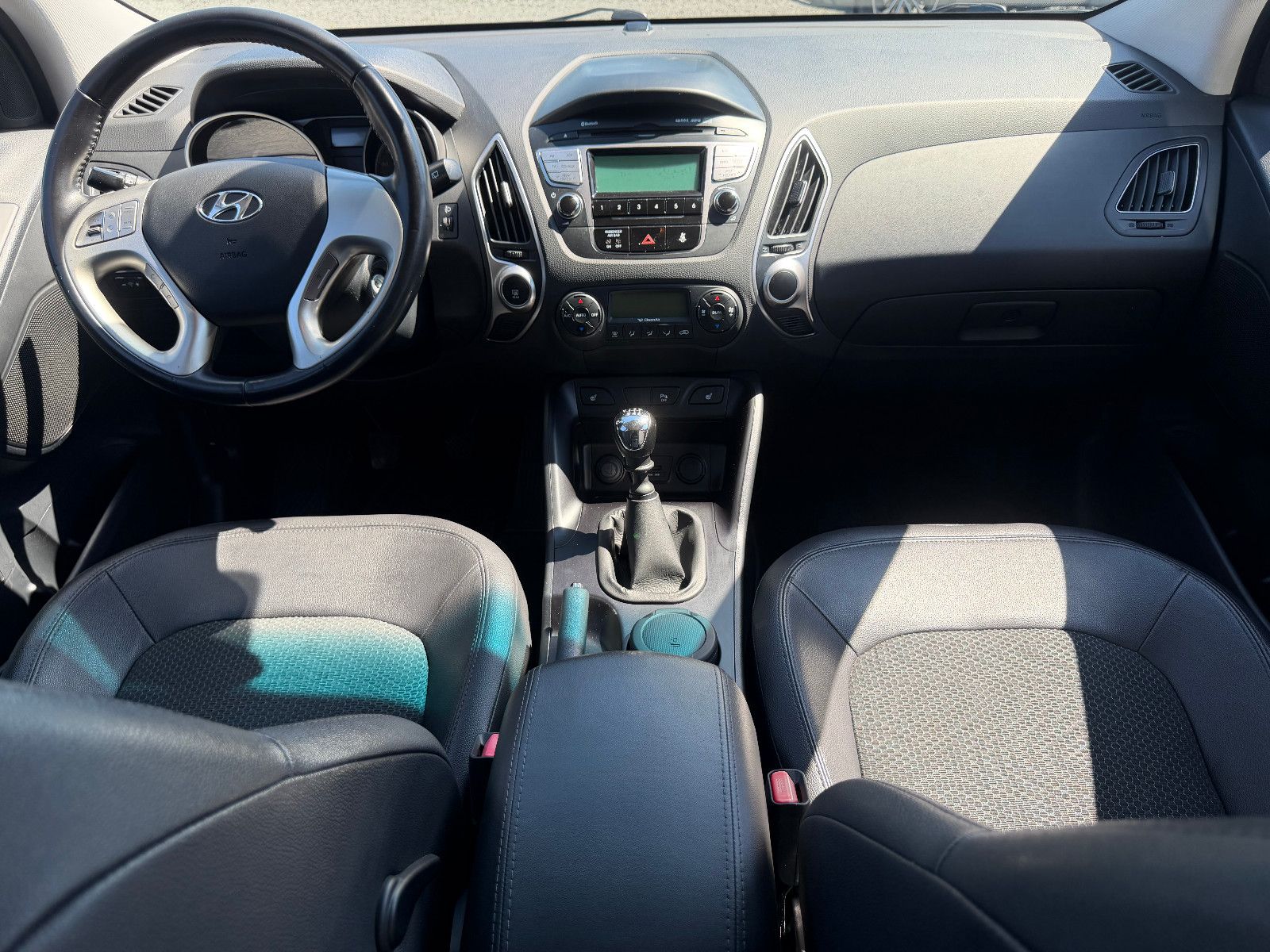HYUNDAI ix35 2.0D AWD Bi-XENON/PDC/KLIMAA – Foto 13