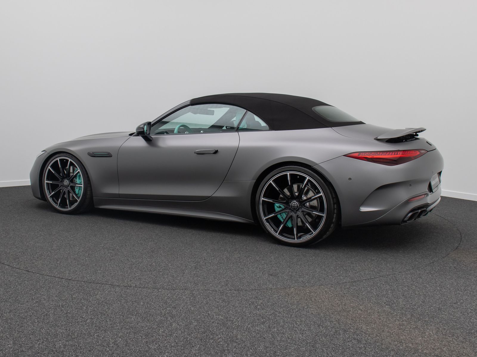 Fahrzeugabbildung Mercedes-Benz SL 63 AMG Roadster 4Matic Brabus Individual VOLL