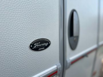 Fahrzeugabbildung HYMER / ERIBA / HYMERCAR Eriba Touring 310 - Legend - Modell 2023