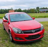 Opel Astra GTC 1.6 Sport - Opel Astra: Coupé, Sport