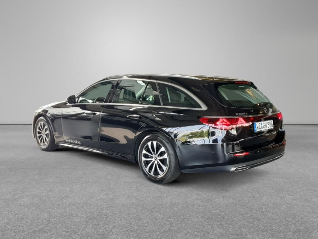Fahrzeugabbildung Mercedes-Benz E 220 d T AVANTGARDE*DISTR*AHK*KEYL*KAM*TOTW