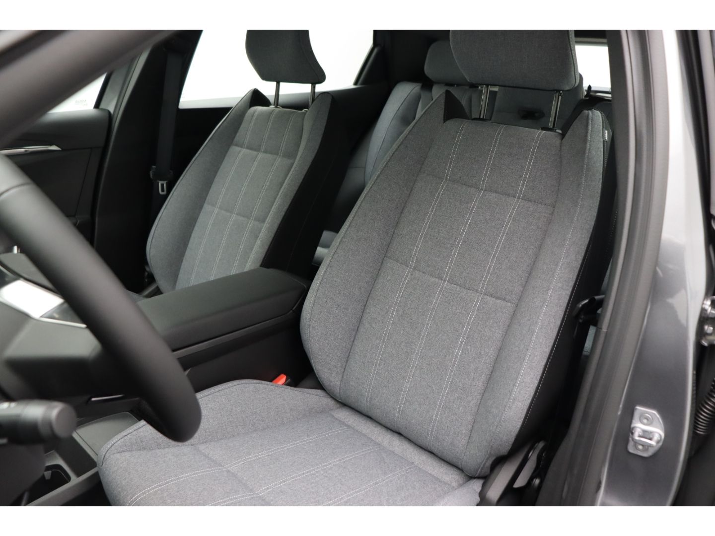 Fahrzeugabbildung Mitsubishi Eclipse Cross Diamant Plus 11 KW ACC LED SHZ