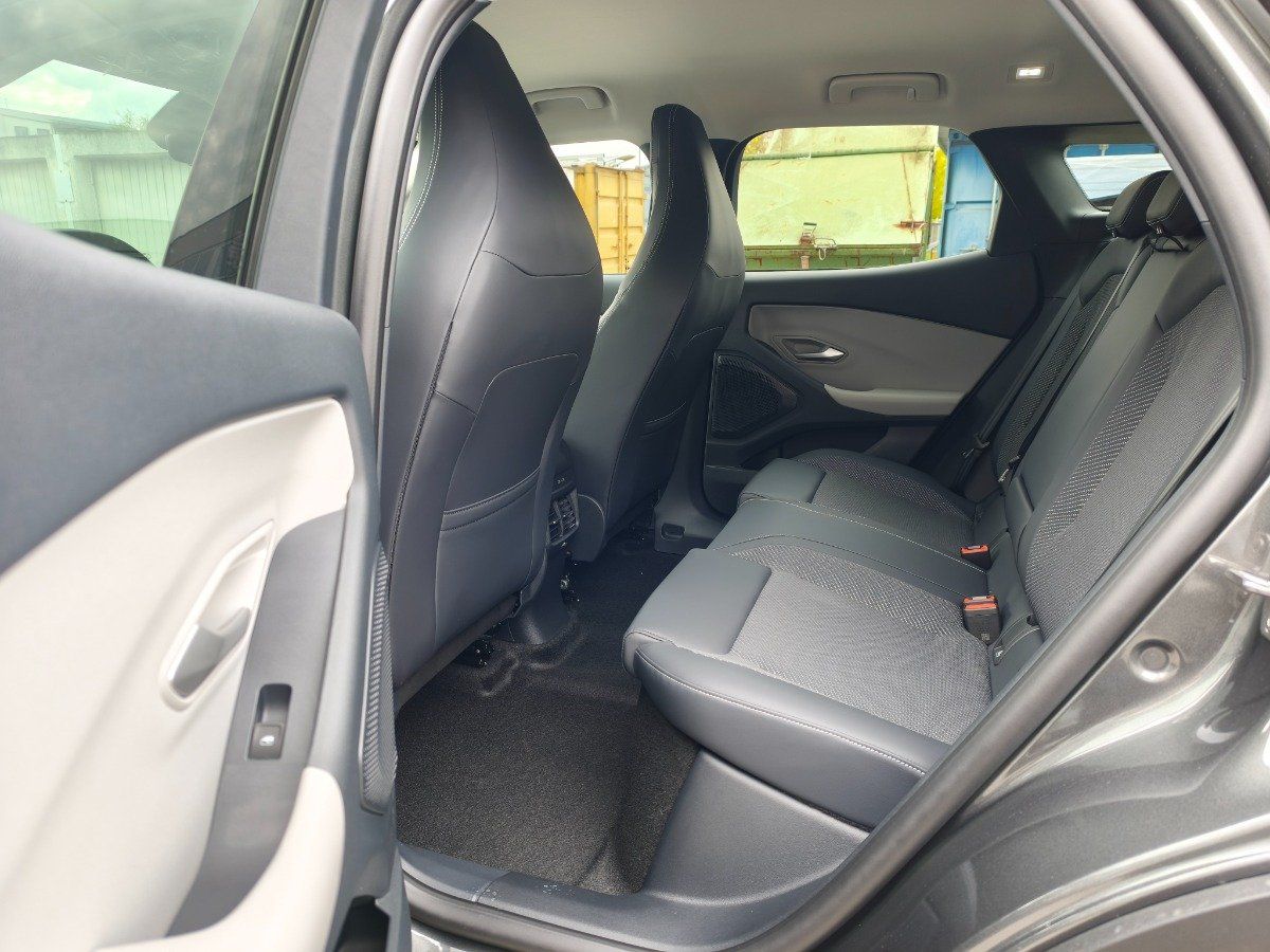 Ford Explorer - Bild 17