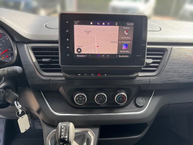 Fahrzeugabbildung Nissan Primastar FLEX VAN / BUS 8-Sitze L1H1 3,0t dci17