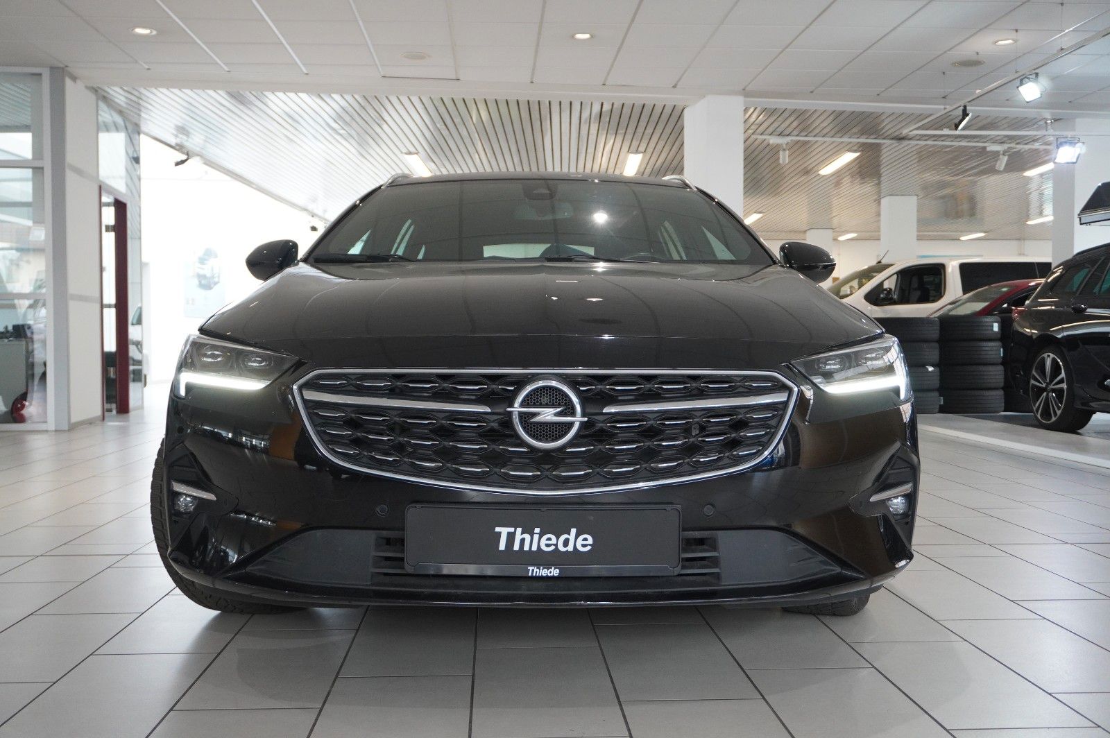 Fahrzeugabbildung Opel Insignia B ST 2.0D ELEGANCE NAVI/LED/KAMERA/AHK