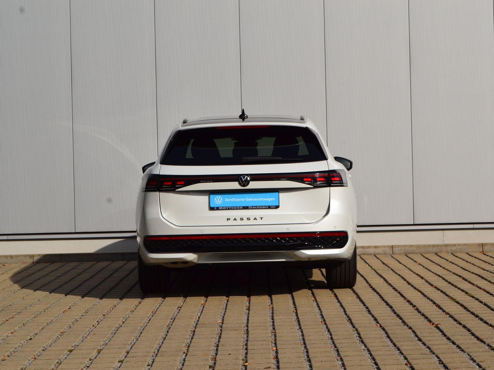 Passat Variant 2.0 TDI 193 PS 4M DSG R-Line Sign